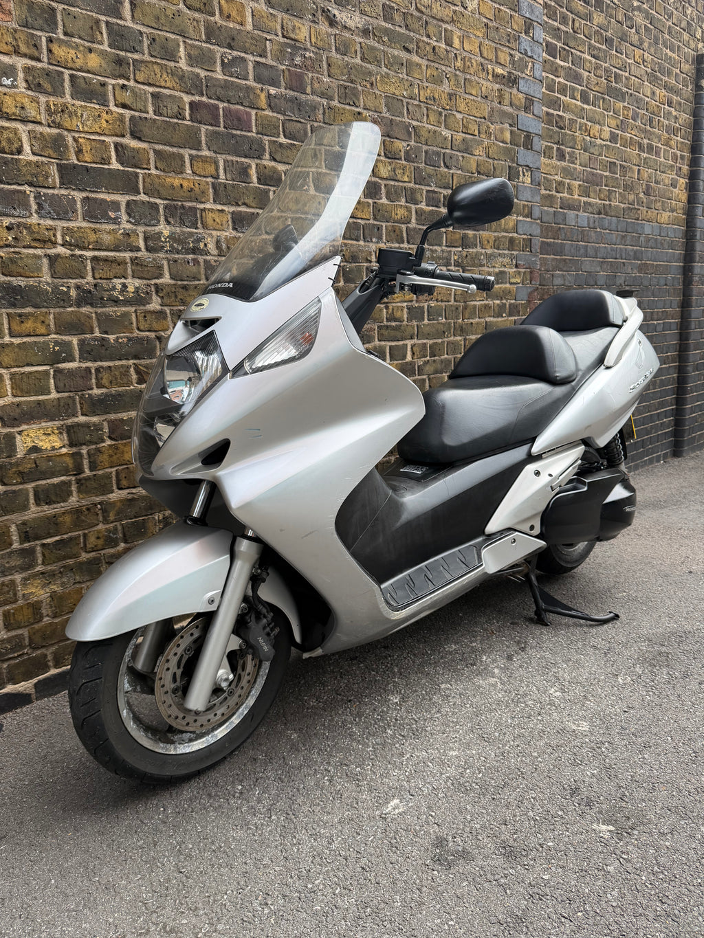 HONDA SILVER WING 600