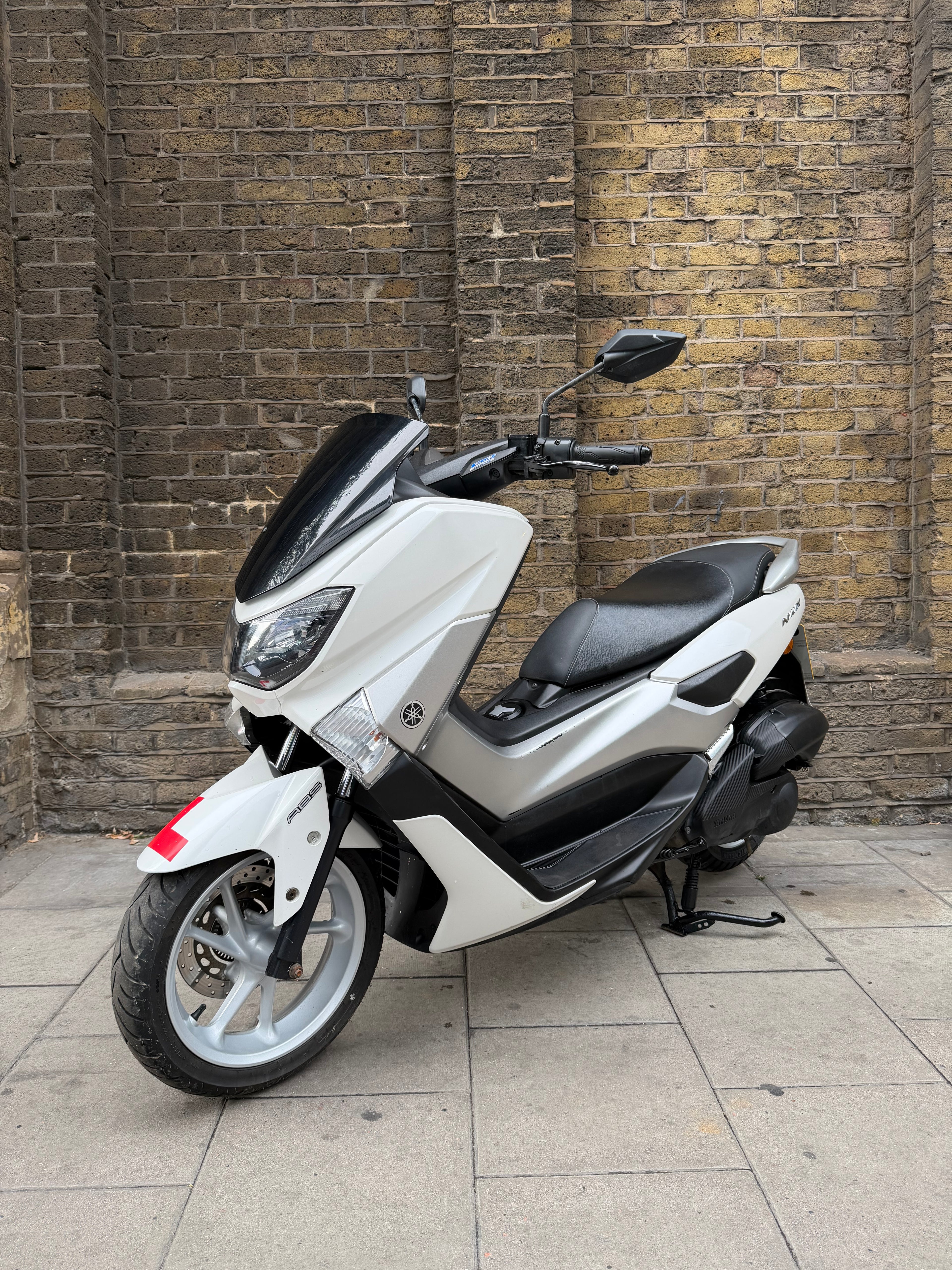 YAMAHA NMAX 125