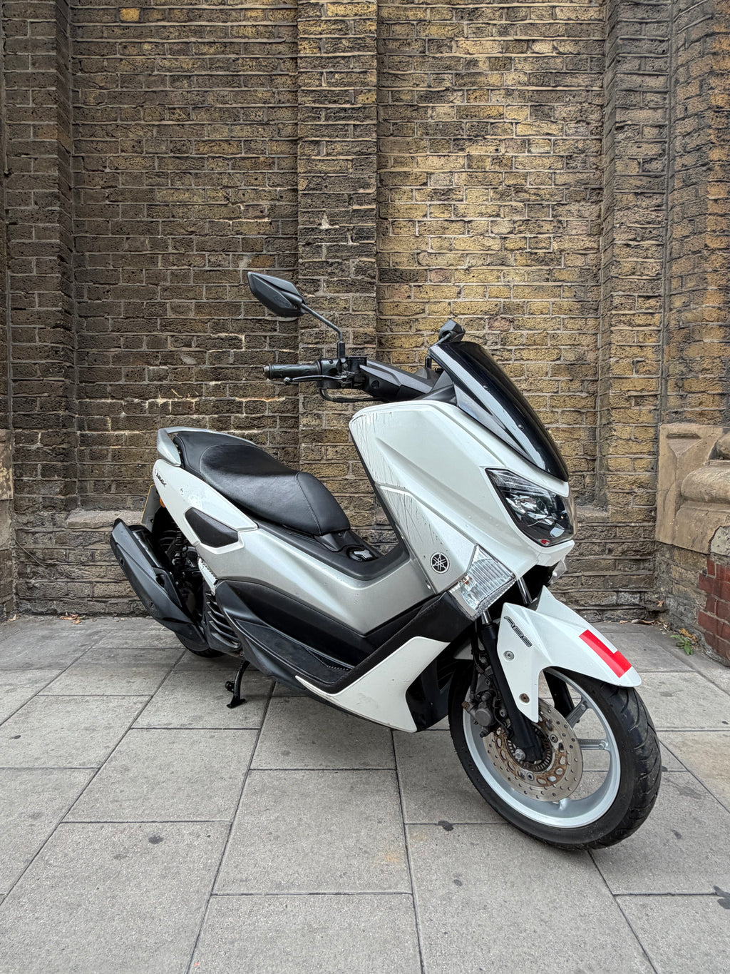 YAMAHA NMAX 125