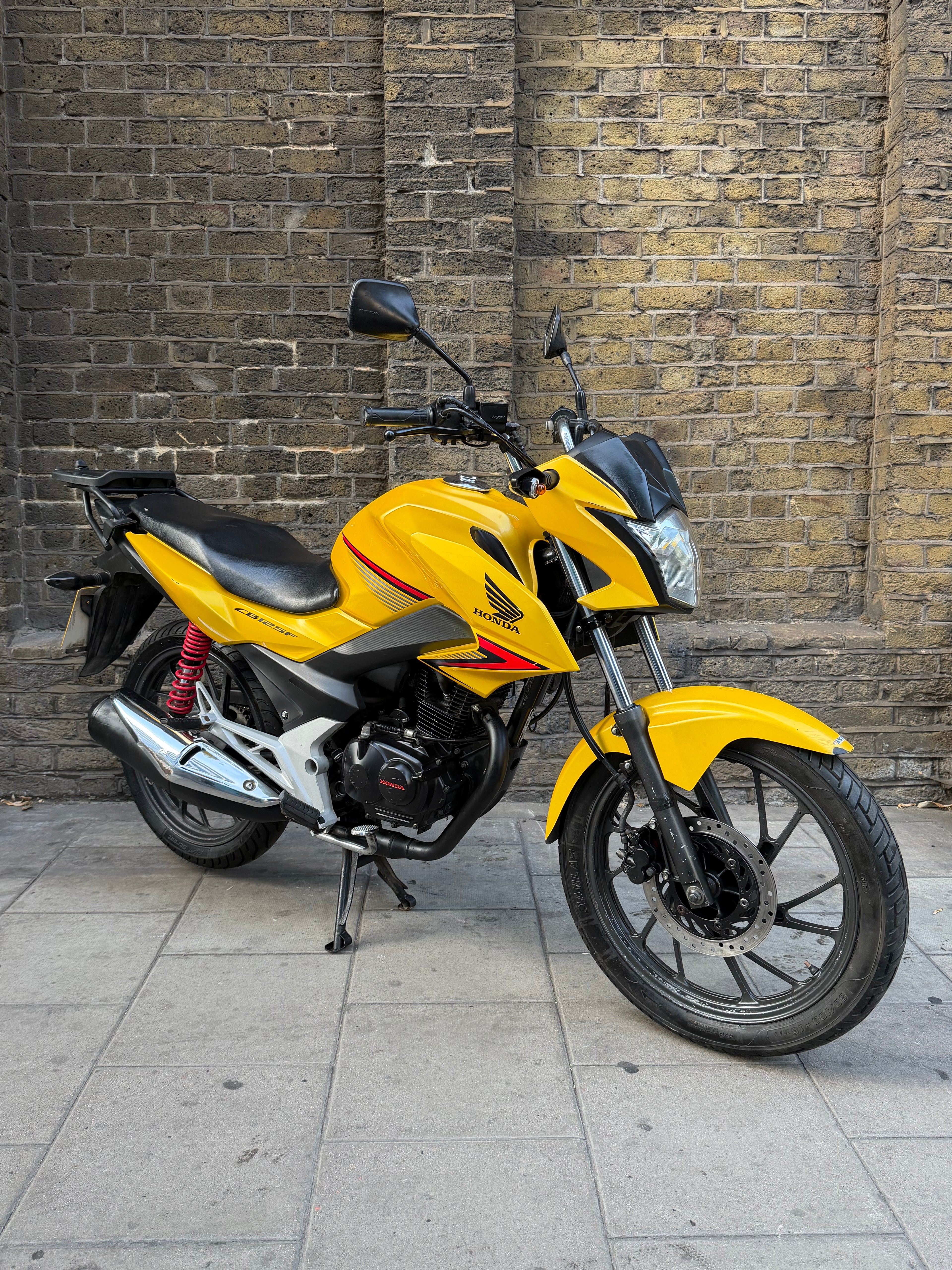 HONDA GLR 125