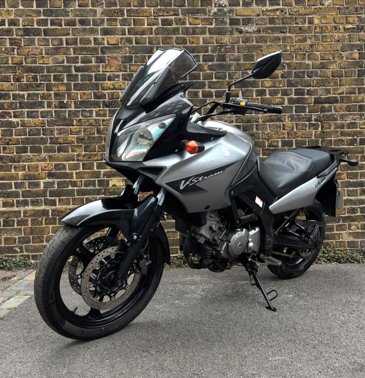 SUZUKI V STROM 650