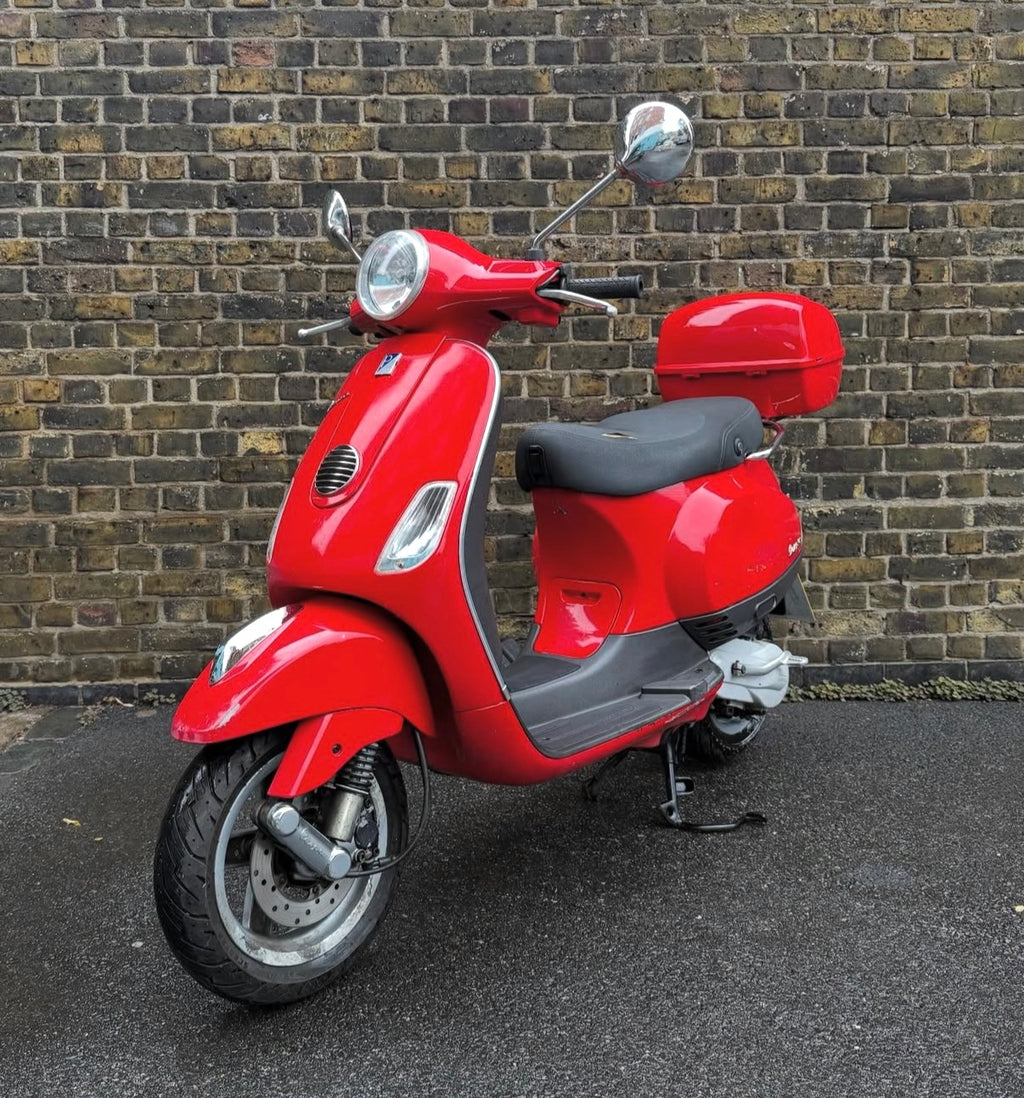 VESPA LX50